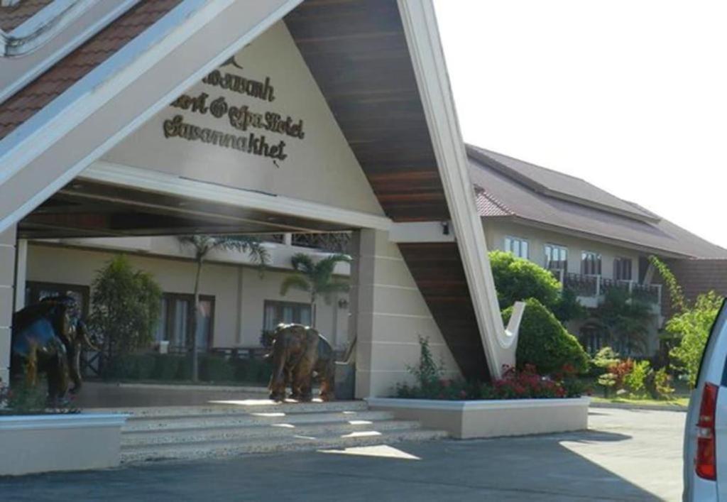 Daosavanh Resort&Spa Hotel Savannakhet Exterior foto